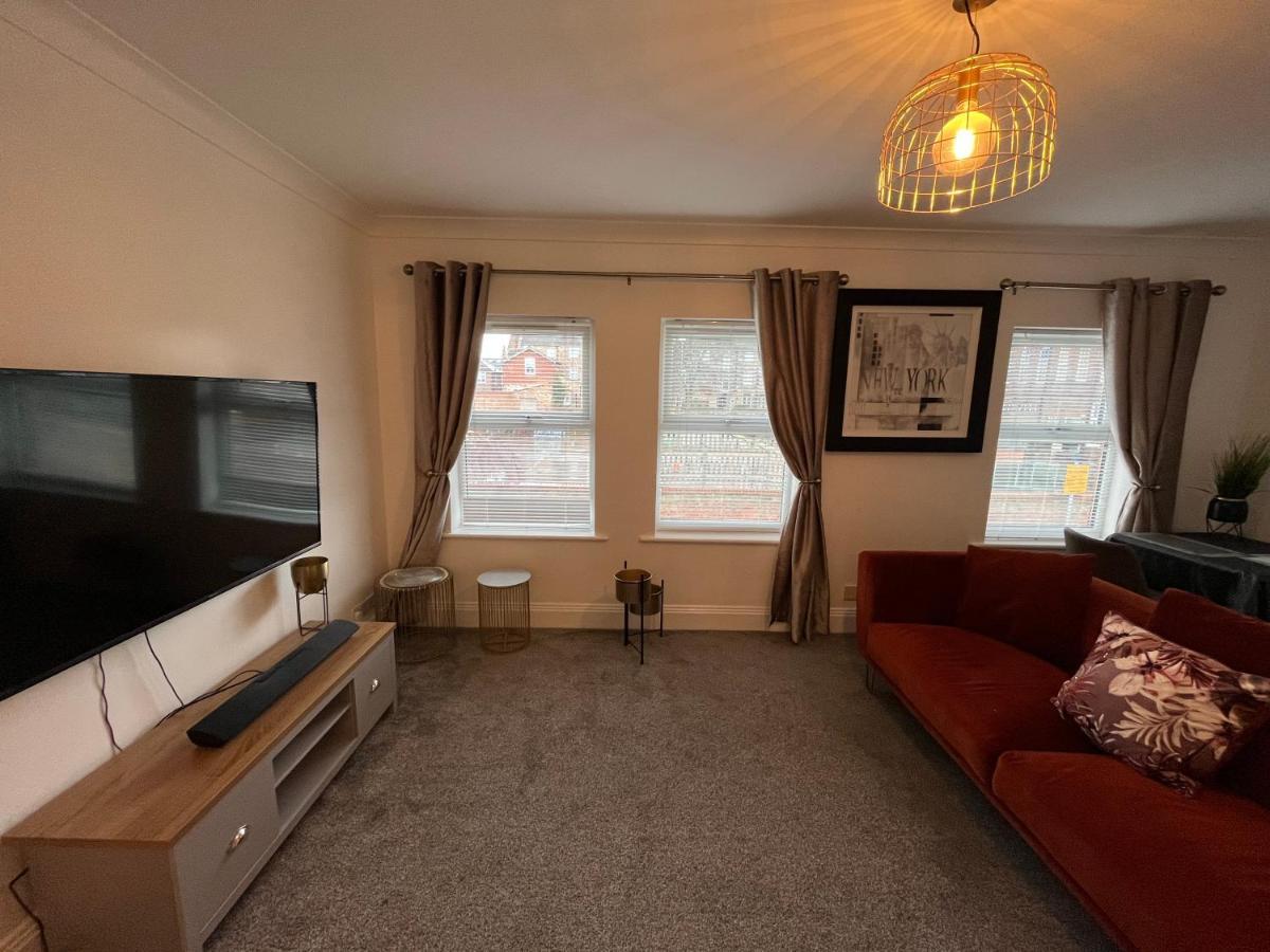 York Centre 2 Bedroom Renovated Flat, 8 Escrick Street Exterior foto