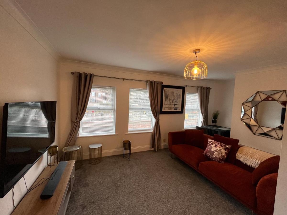 York Centre 2 Bedroom Renovated Flat, 8 Escrick Street Exterior foto